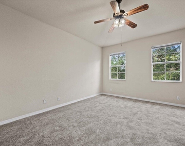 335 E Thatch Palm Circle - Photo Thumbnail 36
