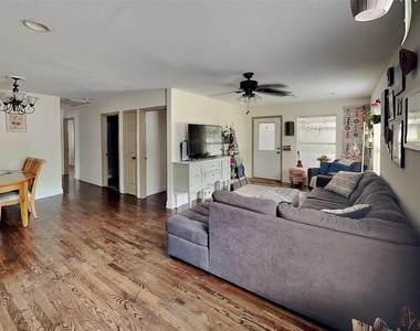 4705 Selkirk Drive - Photo Thumbnail 1