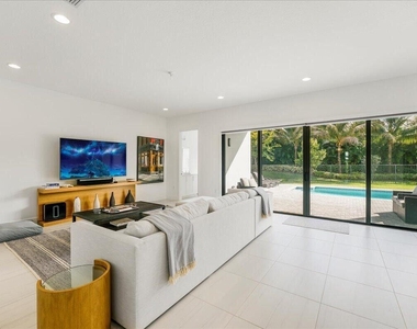 17496 Sparkling River Road - Photo Thumbnail 8
