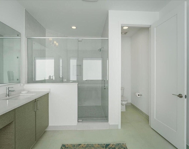 17496 Sparkling River Road - Photo Thumbnail 10