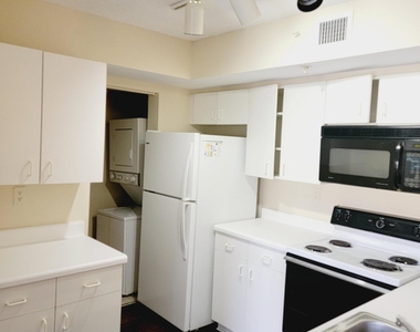 2640 S University Drive - Photo Thumbnail 6