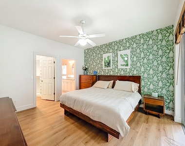 1143 Canoe Point - Photo Thumbnail 31