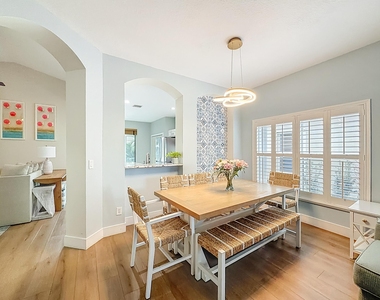 1143 Canoe Point - Photo Thumbnail 15