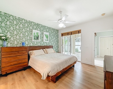 1143 Canoe Point - Photo Thumbnail 37