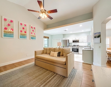 1143 Canoe Point - Photo Thumbnail 18