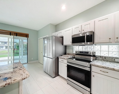 1143 Canoe Point - Photo Thumbnail 27