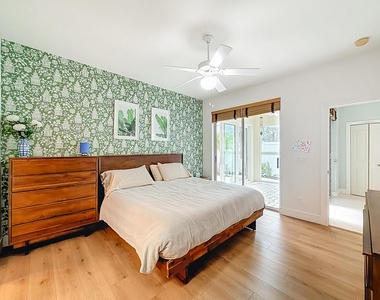 1143 Canoe Point - Photo Thumbnail 32