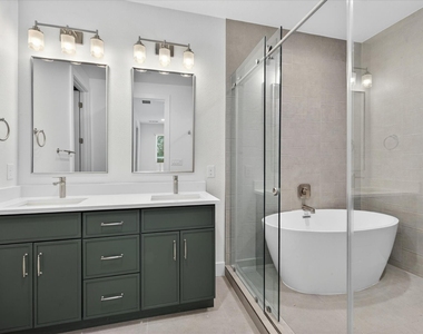 2925 Spruce Valley Lane - Photo Thumbnail 17