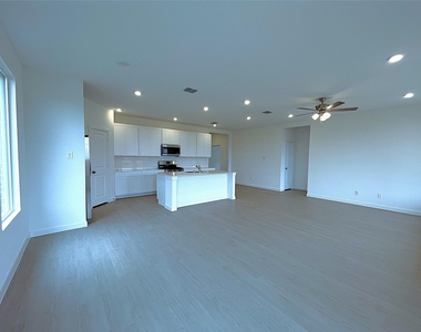 3020 Dutch Road - Photo Thumbnail 3