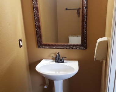 7009 Oconnor Street - Photo Thumbnail 4