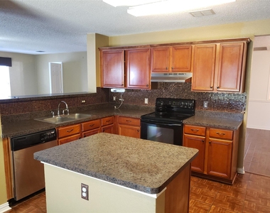 7009 Oconnor Street - Photo Thumbnail 5