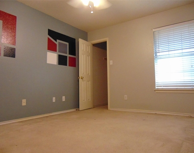7009 Oconnor Street - Photo Thumbnail 12