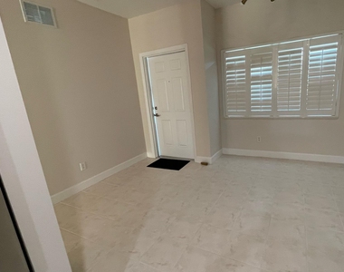 4240 Gator Trace Avenue - Photo Thumbnail 20