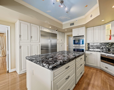 3055 Harbor Drive - Photo Thumbnail 3