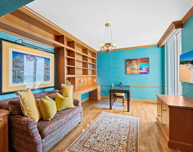 3055 Harbor Drive - Photo Thumbnail 4