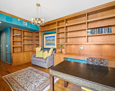 3055 Harbor Drive - Photo Thumbnail 8