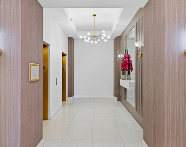 3055 Harbor Drive - Photo Thumbnail 10