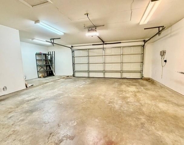 801 Kingswood Avenue - Photo Thumbnail 14