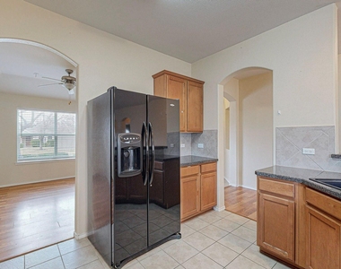 1065 Aviary Drive - Photo Thumbnail 14