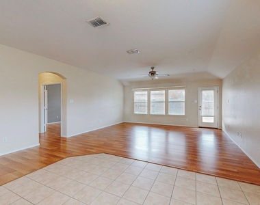 1065 Aviary Drive - Photo Thumbnail 11
