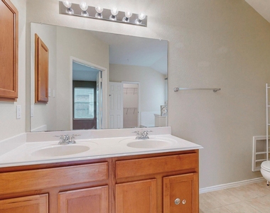1065 Aviary Drive - Photo Thumbnail 23