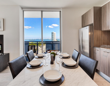3635 Ne 1st Avenue - Photo Thumbnail 8