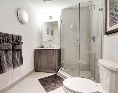 3635 Ne 1st Avenue - Photo Thumbnail 11
