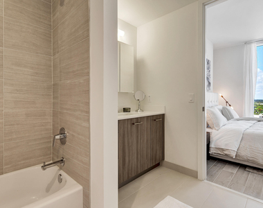 3635 Ne 1st Avenue - Photo Thumbnail 14