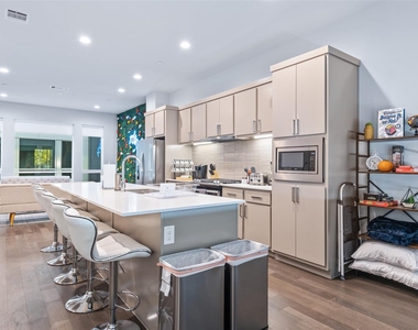 1771 Mccoy Street - Photo Thumbnail 15