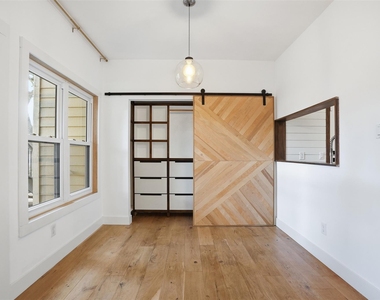5616 Preston Oaks Road - Photo Thumbnail 6