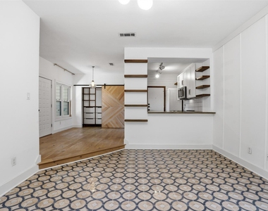 5616 Preston Oaks Road - Photo Thumbnail 9