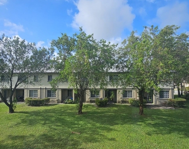1967 Freeport Drive - Photo Thumbnail 20