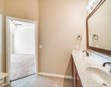 1410 Cedar Ridge Drive - Photo Thumbnail 10