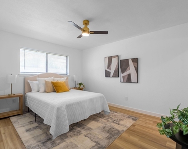 306 Bardfield Avenue - Photo Thumbnail 13