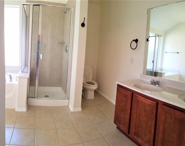 3708 Verde Drive - Photo Thumbnail 6