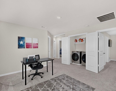 3531 Columbus Street - Photo Thumbnail 32