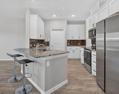 3342 Solana Circle - Photo Thumbnail 2