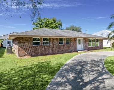 534 E Del Monte Avenue - Photo Thumbnail 45
