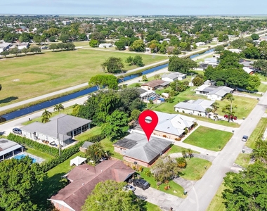 534 E Del Monte Avenue - Photo Thumbnail 8