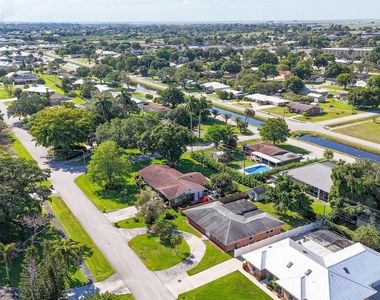 534 E Del Monte Avenue - Photo Thumbnail 9