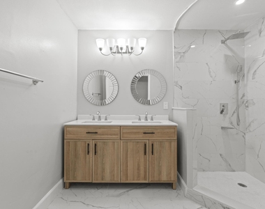 534 E Del Monte Avenue - Photo Thumbnail 34