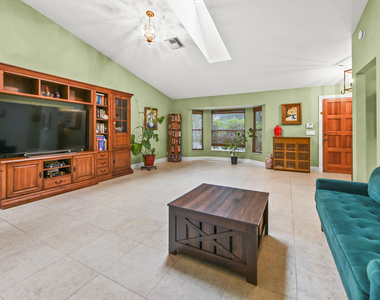 12369 157th Street N - Photo Thumbnail 6
