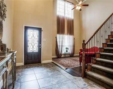 300 Rugby Lane - Photo Thumbnail 2