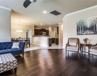 300 Rugby Lane - Photo Thumbnail 6