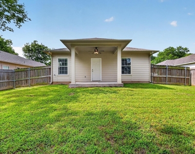 4404 Harris Street - Photo Thumbnail 22
