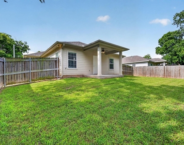 4404 Harris Street - Photo Thumbnail 23