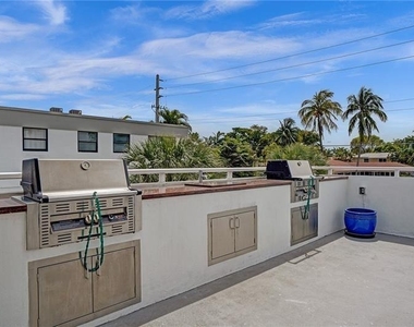2200 Ne 33rd Avenue - Photo Thumbnail 11