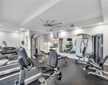 2200 Ne 33rd Avenue - Photo Thumbnail 12