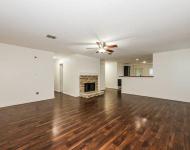 13088 Minnow Way - Photo Thumbnail 3