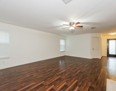 13088 Minnow Way - Photo Thumbnail 2